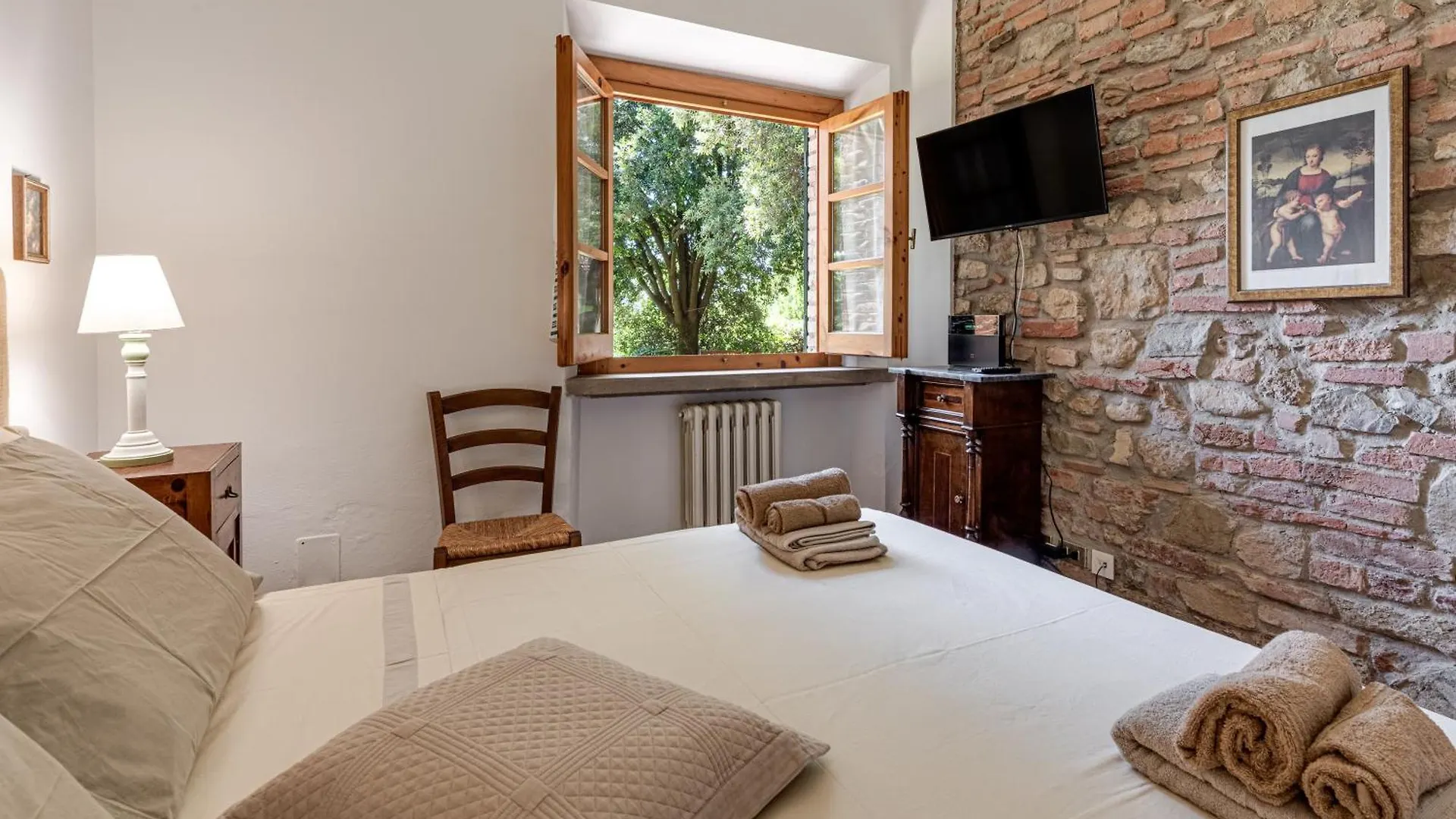 La Pineta Farm House Querce  Holiday home