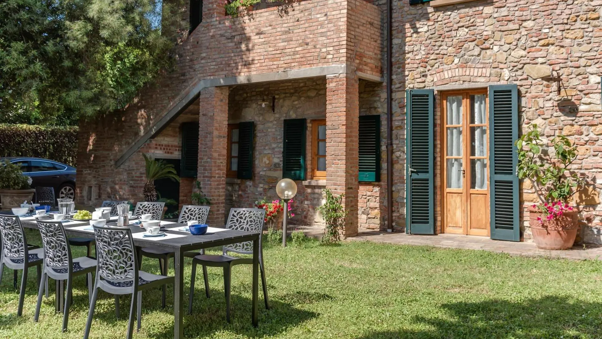 La Pineta Farm House Querce  Italia